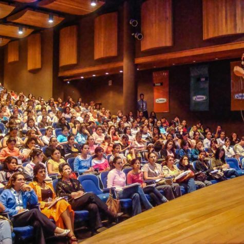 PARTICIPACIÓN EN CONGRESOS